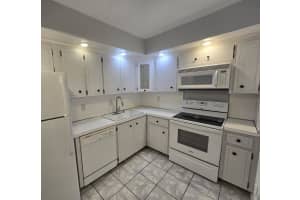 5840 22nd Way, Fort Lauderdale, FL 33308 - MLS#B26011837