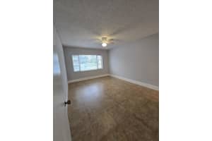 5840 22nd Way, Fort Lauderdale, FL 33308 - MLS#B26011837