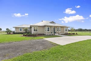 1720 Brocksmith Road, Fort Pierce, FL 34945 - MLS#B26011857