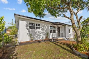 11610 11th Avenue, Miami, FL 33168 - MLS#B26011868