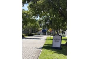 711 Lyons Road, Coconut Creek, FL 33063 - MLS#B26011884