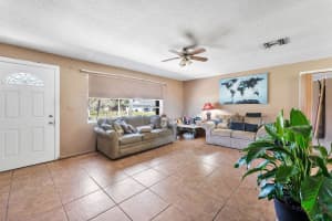 3177 Golden Gate Avenue, Stuart, FL 34997 - MLS#B26011895