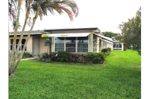 892 High Point Blvd Boulevard, Delray Beach, FL 33445 - MLS#B26011896