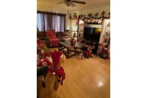 8105 27th Street, Coral Springs, FL 33065 - MLS#B26011898