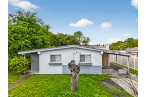 726 Phippen Waiters Road, Dania Beach, FL 33004 - MLS#B26011920