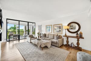 6797 Willow Wood Drive, Boca Raton, FL 33434 - MLS#B26011926