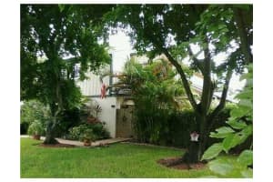 620 Commodore Drive, Plantation, FL 33325 - MLS#B26011947