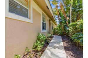 2568 Coral Trace Circle, Delray Beach, FL 33445 - MLS#B26011951