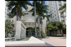 450 Federal Highway, Boynton Beach, FL 33435 - MLS#B26011967