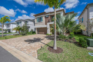 8283 Royal County Down Road, Boca Raton, FL 33434 - MLS#B26011968