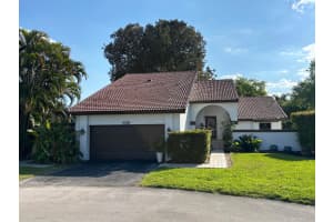 2199 Charleston, Weston, FL 33326, Weston, FL 33326 - MLS#B26011994