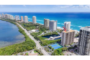 4200 Ocean Drive, Riviera Beach, FL 33404 - MLS#B26012022