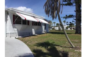 21 Oro Grande Way, Port Saint Lucie, FL 34952 - MLS#B26012026