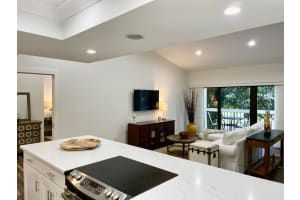 11863 Wimbledon Circle, Wellington, FL 33414 - MLS#B26012104