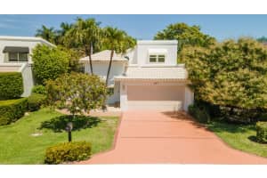 221 Pelican Way, Delray Beach, FL 33483 - MLS#B26012122