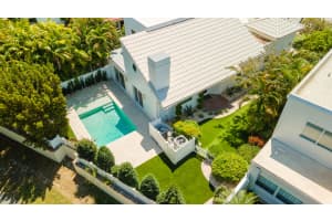 221 Pelican Way, Delray Beach, FL 33483 - MLS#B26012122