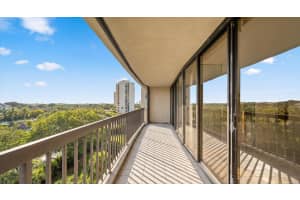 2480 Presidential Way, West Palm Beach, FL 33401 - MLS#B26012123