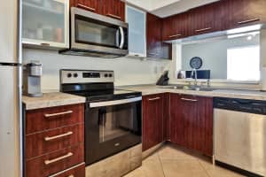 720 91st Terrace, Plantation, FL 33324 - MLS#B26012165