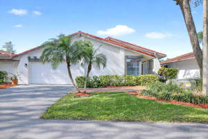 661 Hollows Circle, Deerfield Beach, FL 33442 - MLS#B26012182