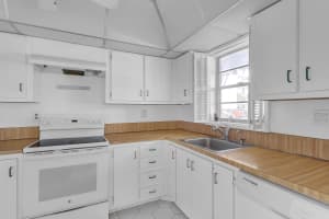 5860 44th Street, Lauderhill, FL 33319 - MLS#B26012255