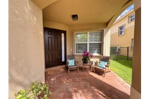 8219 Calabria Lakes Drive, Boynton Beach, FL 33473 - MLS#B26012259