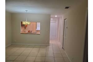 24 Laredo Place, Davie, FL 33324 - MLS#B26012267