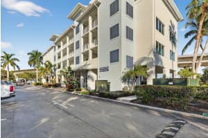 415 Flagler Avenue, Stuart, FL 34994 - MLS#B26012272