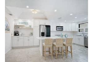 6081 Landing Way, Stuart, FL 34997 - MLS#B26012290