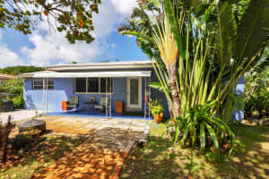 227 Ashworth Street, West Palm Beach, FL 33405 - MLS#B26012315