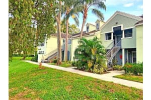 1050 Crystal Way, Delray Beach, FL 33444 - MLS#B26012348