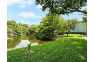 1050 Crystal Way, Delray Beach, FL 33444 - MLS#B26012348