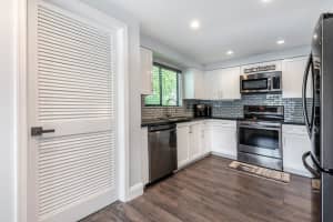 7284 Clunie Place, Delray Beach, FL 33446 - MLS#B26012351