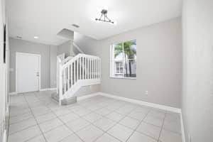 7301 174th Terrace, Hialeah, FL 33015 - MLS#B26012353