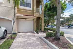 4890 Bonsai Circle, Palm Beach Gardens, FL 33418 - MLS#B26012361