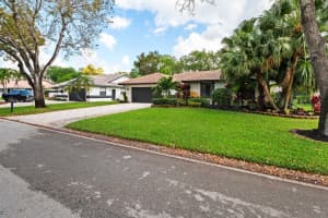 9077 49th Place, Coral Springs, FL 33067 - MLS#B26012376