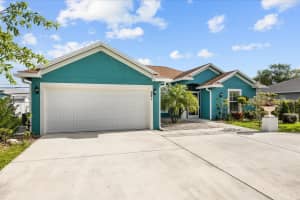 961 Consolata Avenue, Port Saint Lucie, FL 34953 - MLS#B26012385