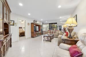 4270 40th Street, Lauderdale Lakes, FL 33319 - MLS#B26012397