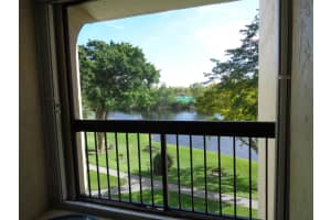 950 Lavers Circle, Delray Beach, FL 33444 - MLS#B26012400