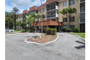 4166 Inverrary Drive, Lauderhill, FL 33319 - MLS#B26012420