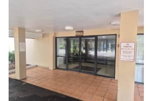 4166 Inverrary Drive, Lauderhill, FL 33319 - MLS#B26012420