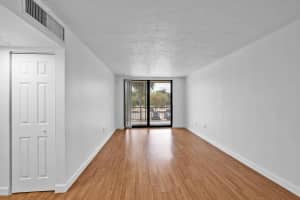 7100 17th Street, Plantation, FL 33313 - MLS#B26012427