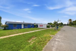 5792 Tarragon Drive, West Palm Beach, FL 33415 - MLS#B26012431