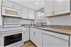 211 Lake Dora Drive, West Palm Beach, FL 33411 - MLS#B26012450