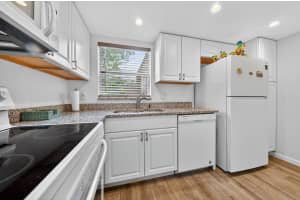 211 Lake Dora Drive, West Palm Beach, FL 33411 - MLS#B26012450