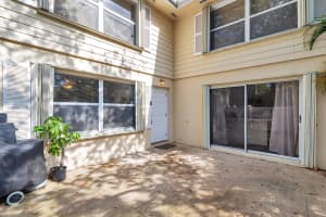 8142 Bridgewater Court, West Palm Beach, FL 33406 - MLS#B26012452