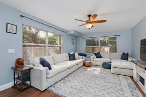 8142 Bridgewater Court, West Palm Beach, FL 33406 - MLS#B26012452