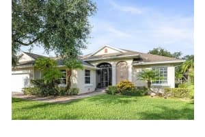 4204 Abington Woods Circle, Vero Beach, FL 32967 - MLS#B26012489