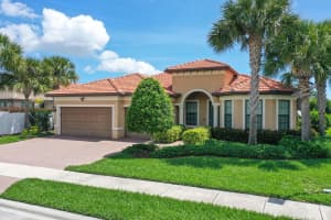 301 Huntington Circle, Port Saint Lucie, FL 34984 - MLS#B26012496