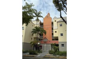 8343 Lake Drive, Doral, FL 33166 - MLS#B26012501