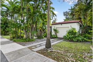 320 San Sebastian Avenue, Coral Gables, FL 33134 - MLS#B26012517